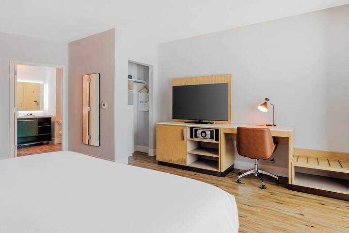 EVEN Hotel Waco - University Area by IHG