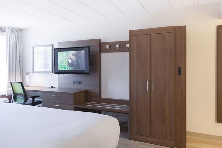 Room 21 of 71