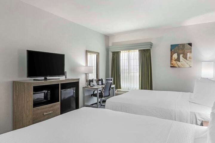 Room 21 of 41