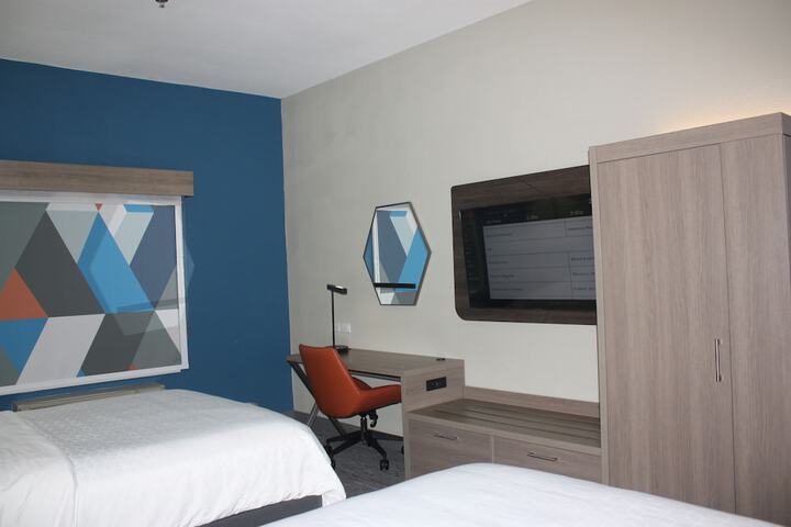 Holiday Inn Express Hotel & Suites Shamrock North by IHG