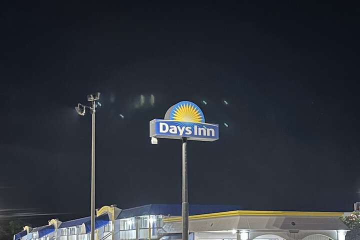 Days Inn by Wyndham Salina South
