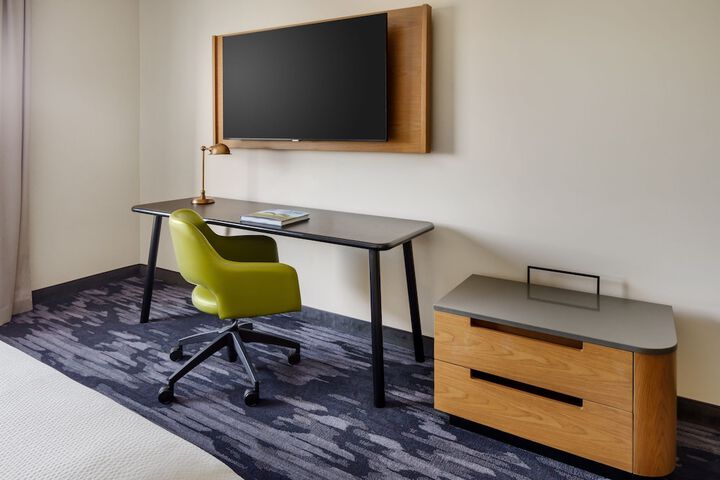 Room 12 of 39