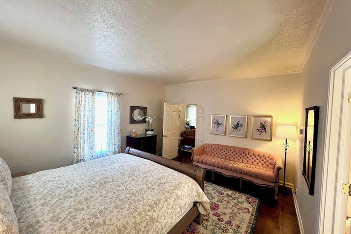 The Mount Vernon Inn