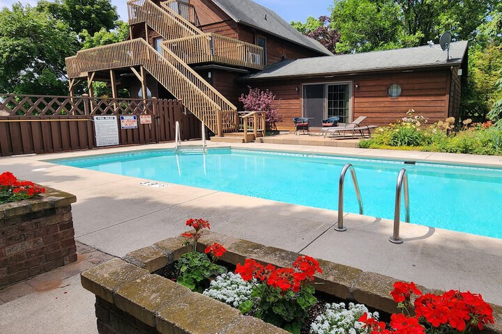 Pool 6 of 52