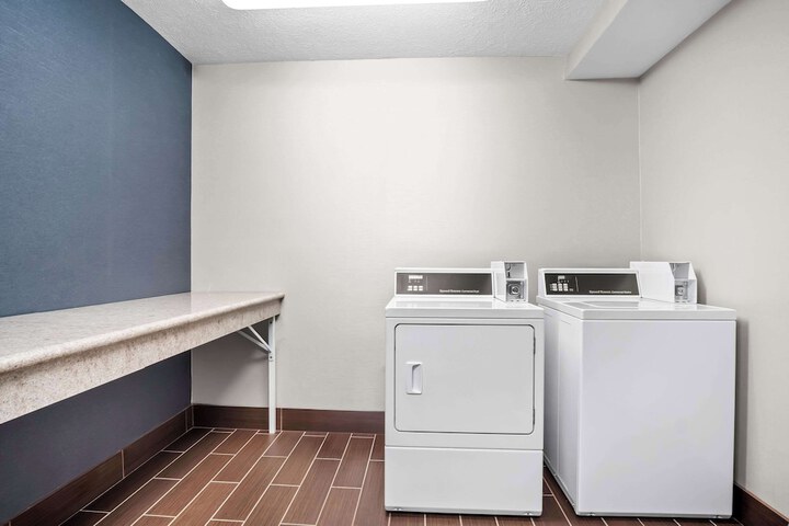 Comfort Inn Cadillac