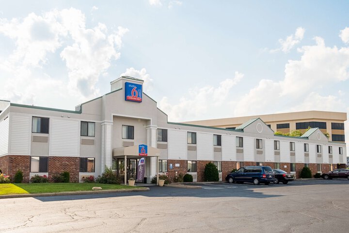 Hotel 2 of 29