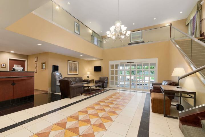 Hotel Interior 5 of 18