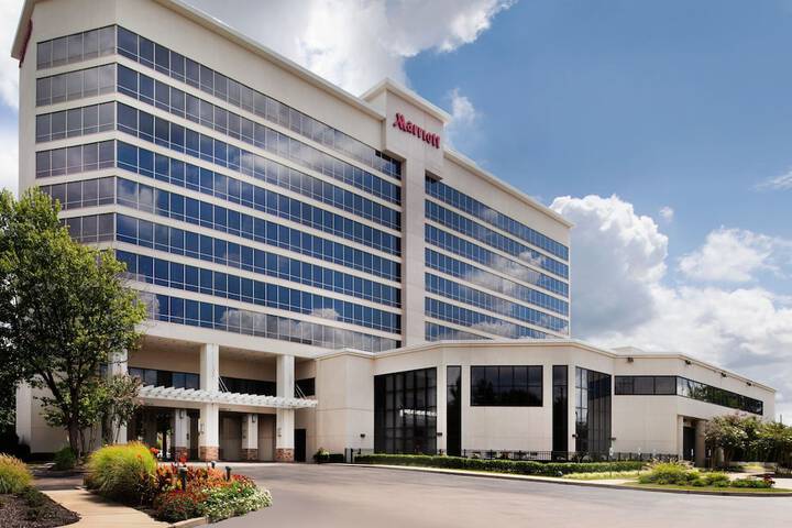 Hotel 2 of 80