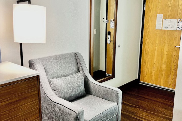 Room 17 of 53