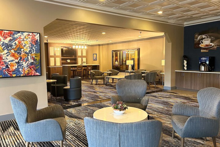 Hotel Interior 8 of 37