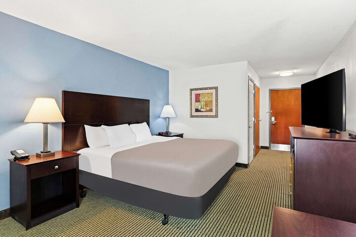 Room 19 of 57