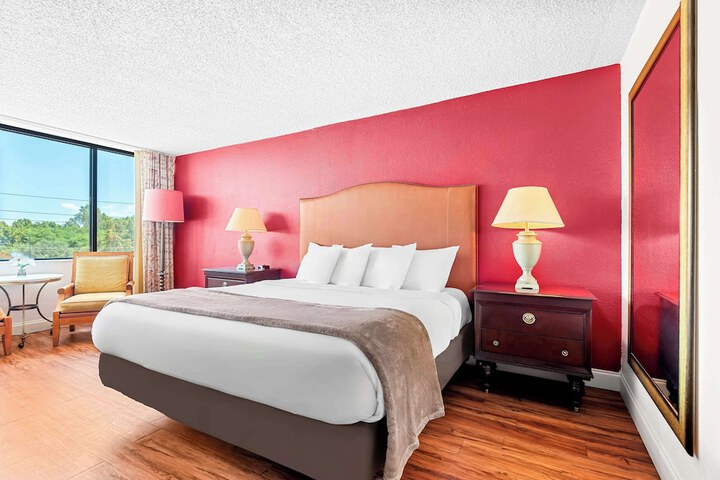 Room 22 of 26
