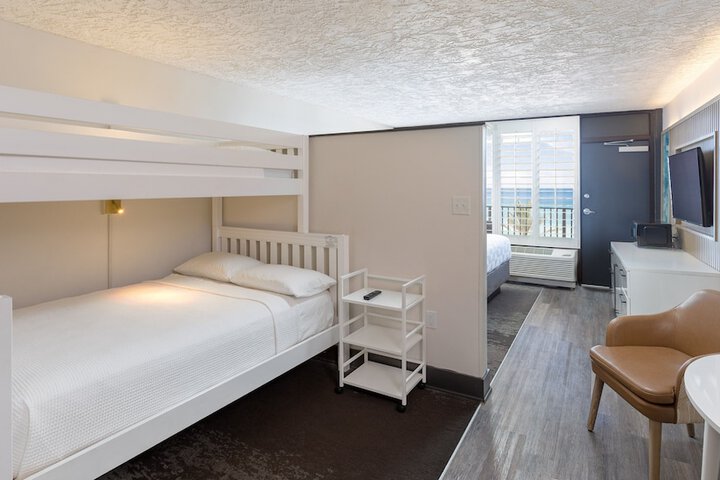 Holiday Inn Resort Panama City Beach by IHG