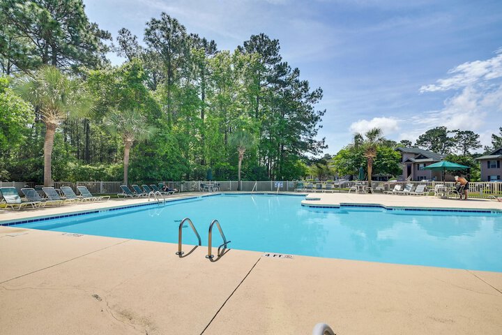 Pawleys Island Vacation Rental on Golf Course!