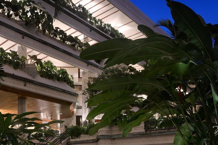 Hotel Exterior 123 of 130