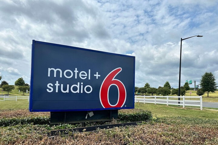 Hotel 3 of 10