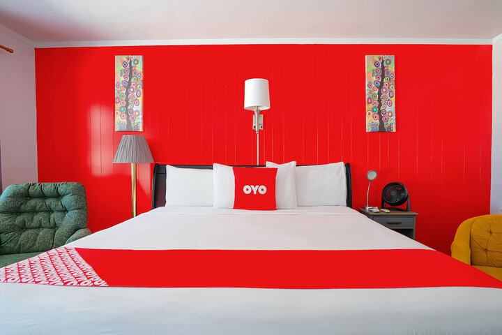 Room 18 of 23