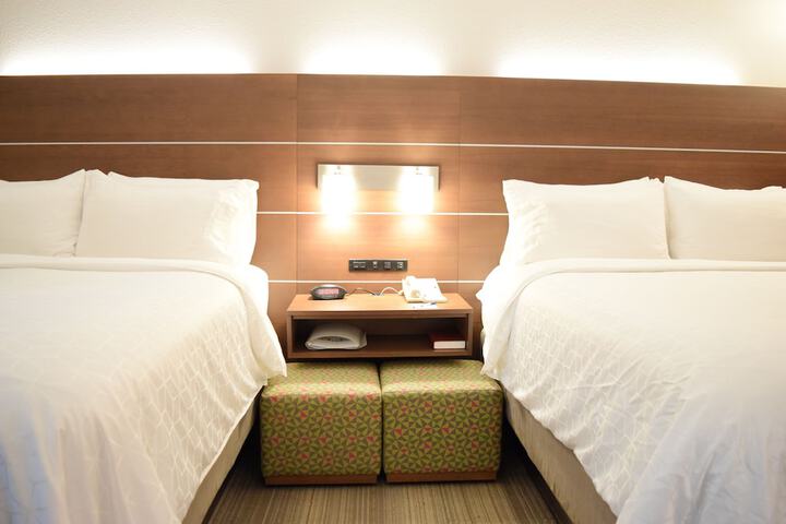Room 42 of 70