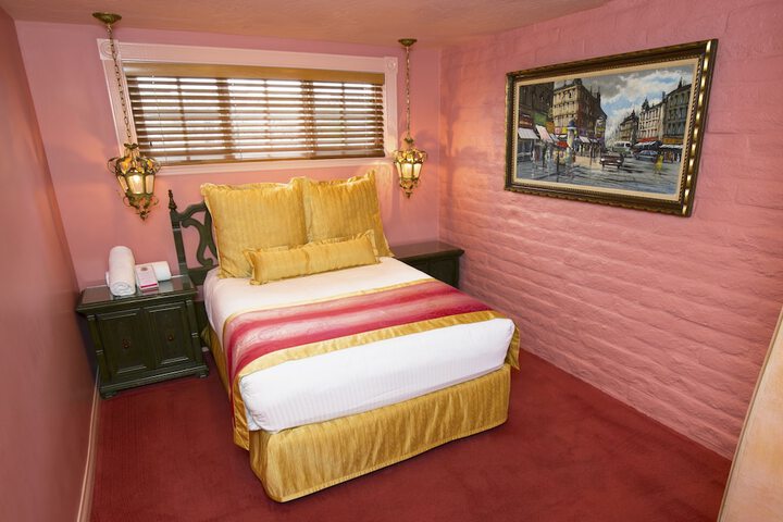 Room 358 of 461