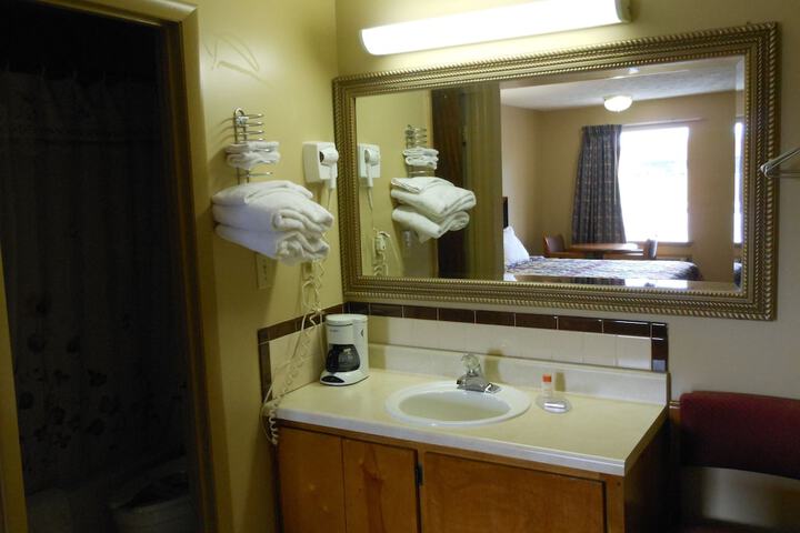 Room 22 of 24