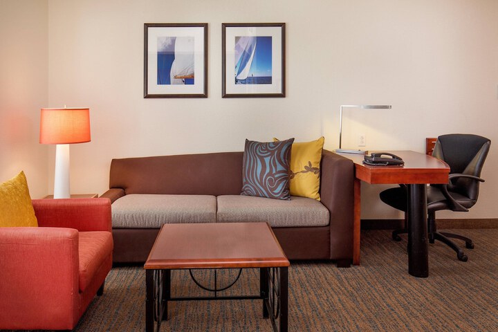 Room 21 of 36