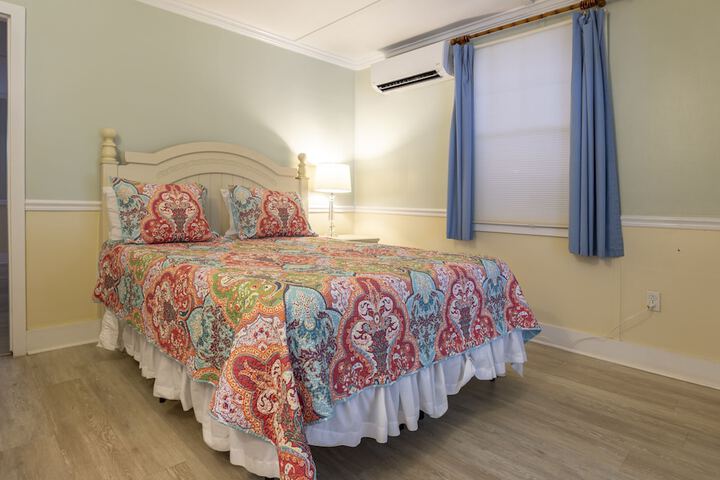 Room 196 of 309