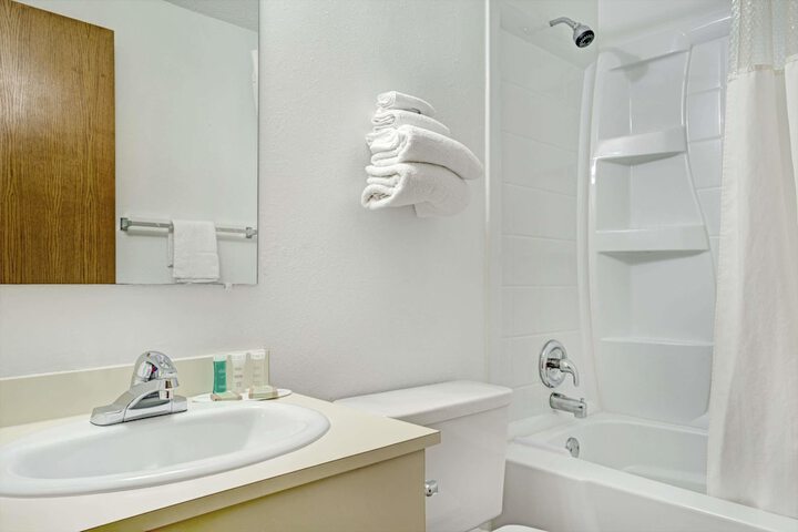 Room 10 of 15