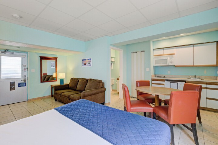Room 226 of 334