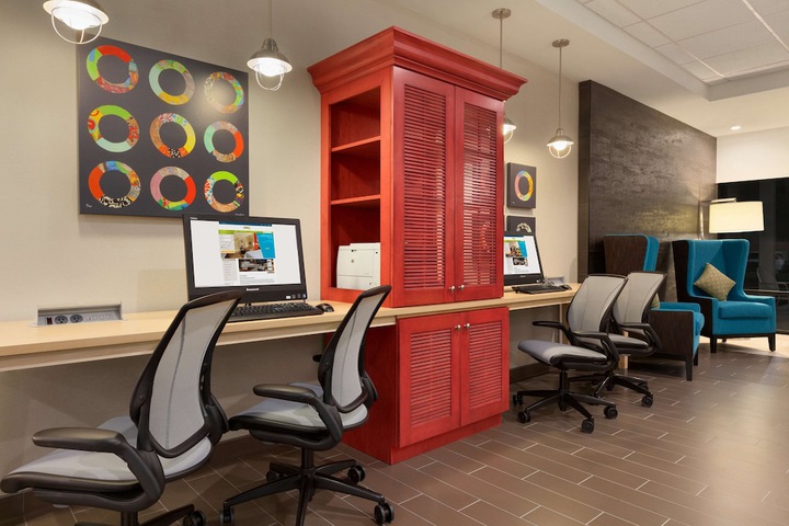 Business Center 22 of 22