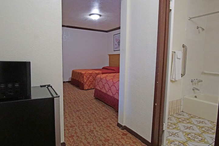 Room 16 of 29