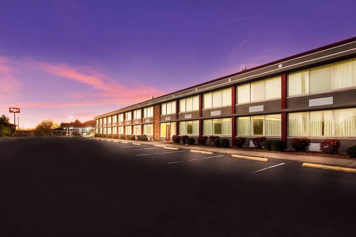 Hotel 9 of 34