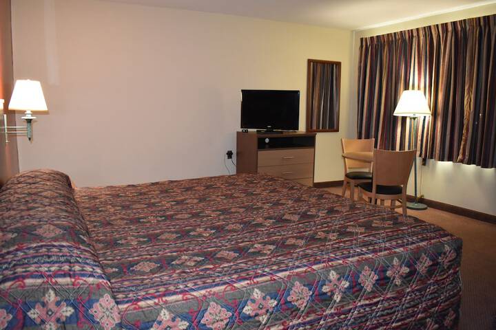Room 30 of 51