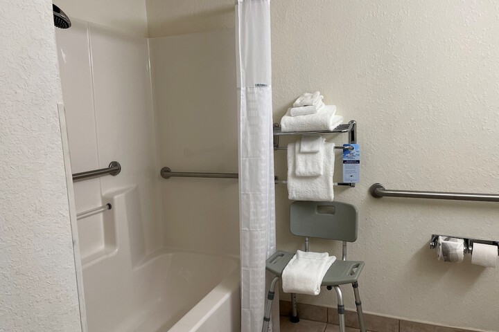 Room 19 of 53