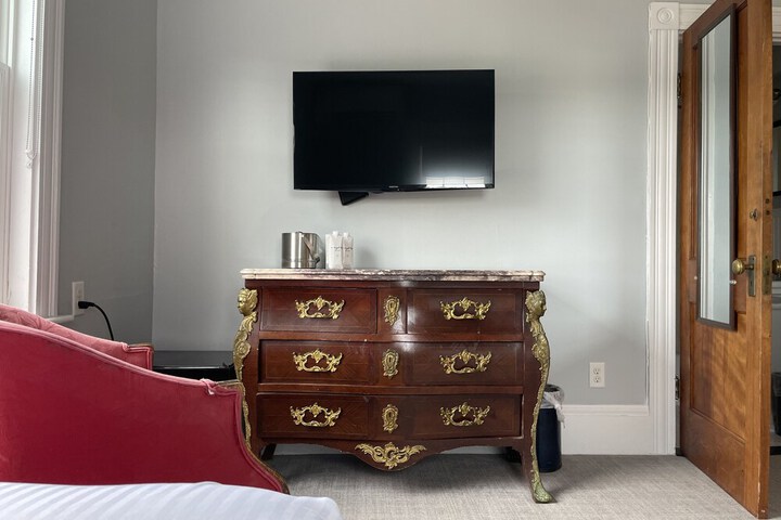 Emerson Inn