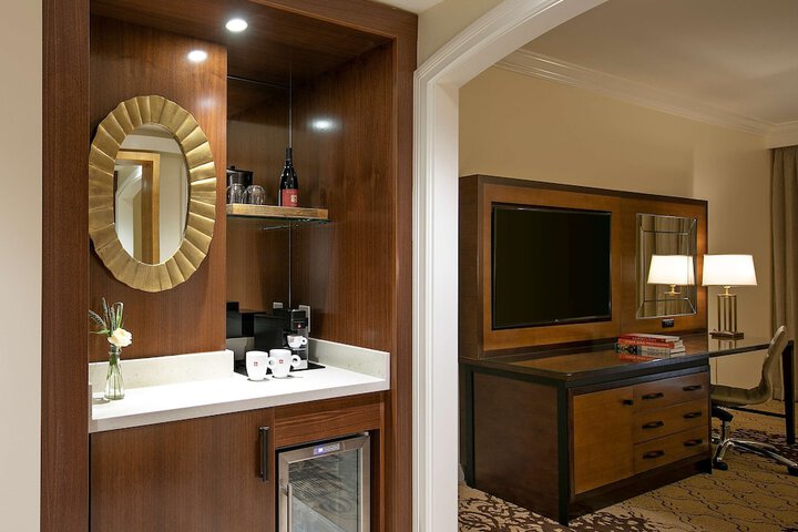 Room 48 of 105