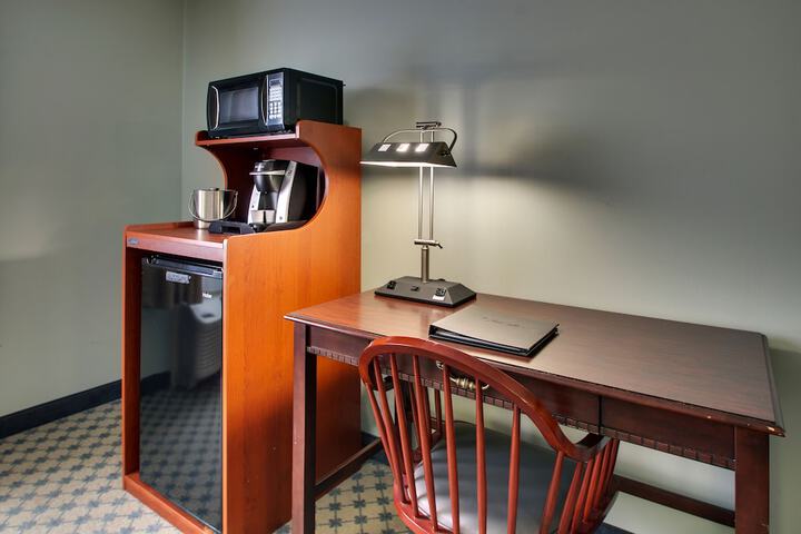 Room 16 of 33