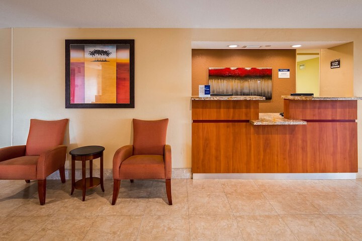 Hotel Interior 6 of 16