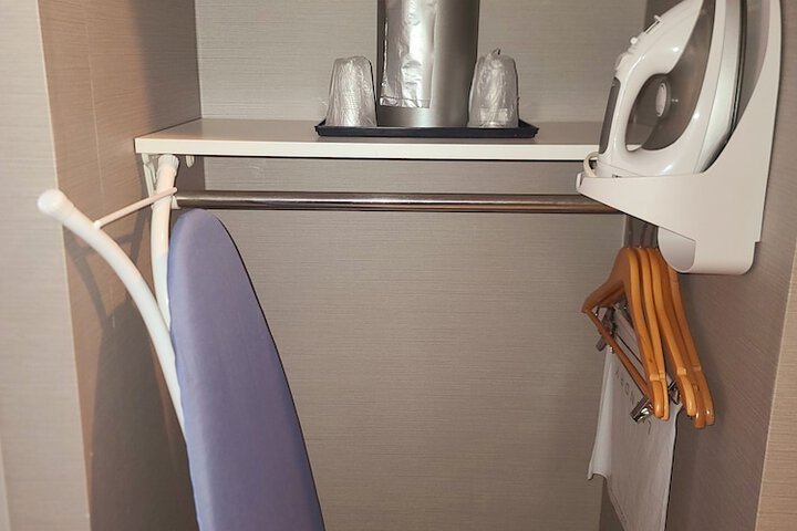 Holiday Inn Express & Suites Utica by IHG