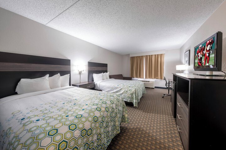 Room 33 of 41