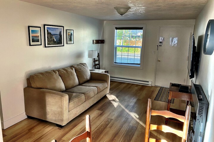 Room 85 of 129