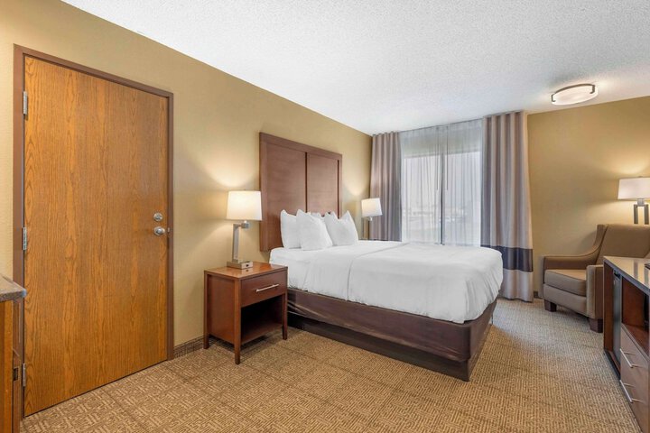 Room 16 of 42