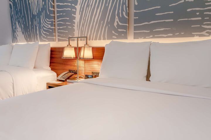 B Ocean Resort Fort Lauderdale Beach
