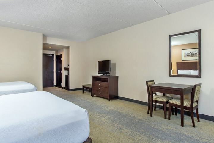 Room 18 of 30