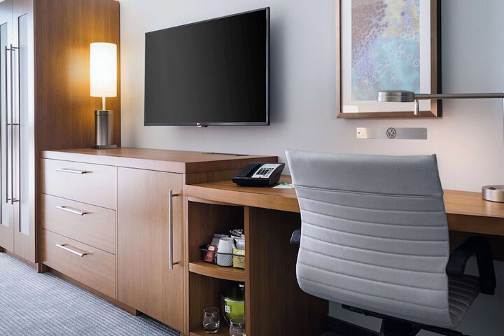 Room 8 of 24
