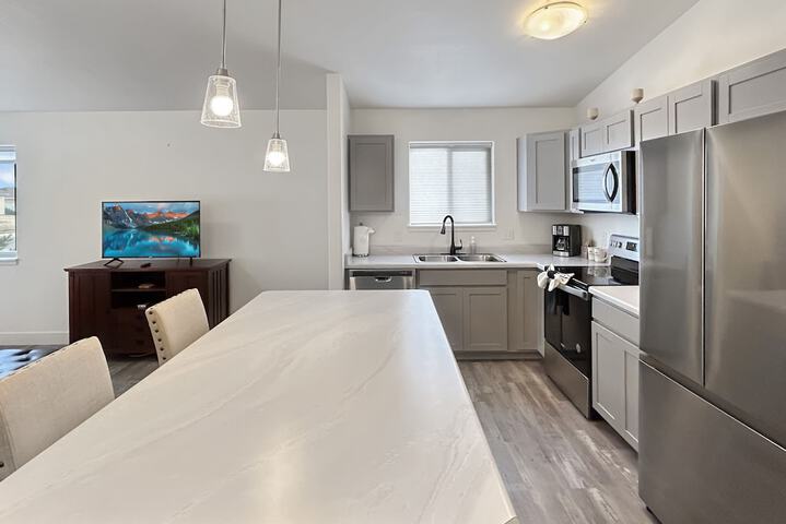 Bark & Bike Abode 3 Bedroom Home