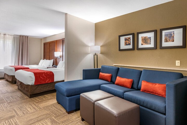 Comfort Suites Urbana Champaign University Area