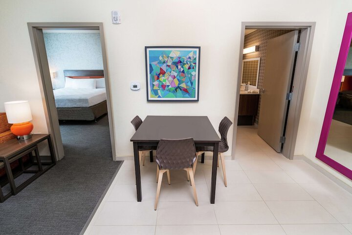 Room 16 of 42