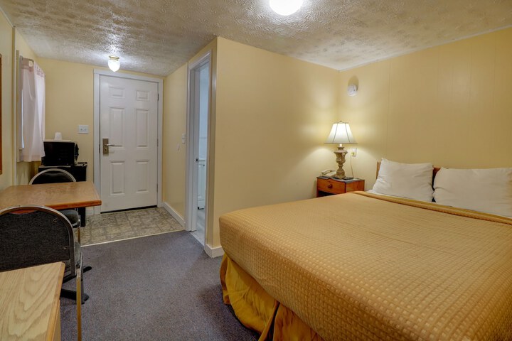 Room 26 of 58