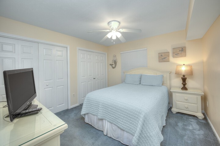 Room 25 of 63