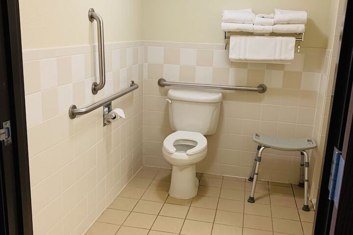 AmericInn by Wyndham Kewanee